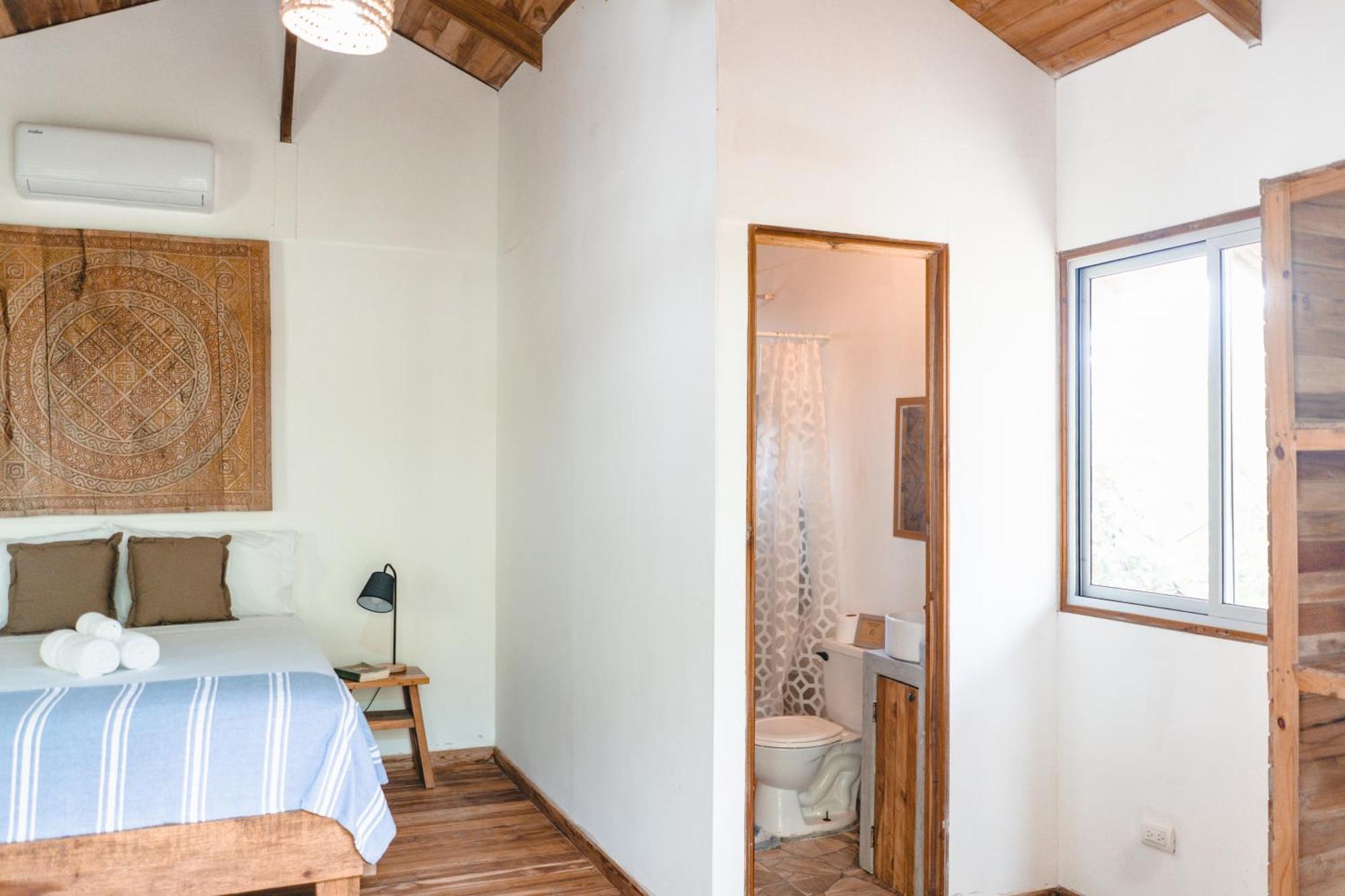 Cuatro Vientos Lodge & Apartments - Mal Pais, Costa Rica Playa Santa Teresa  Bilik gambar
